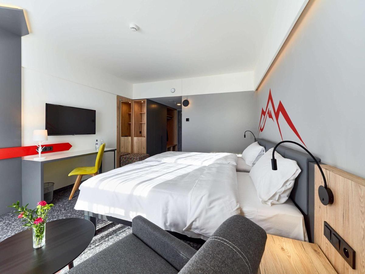 Ibis Styles Nowy Targ Hotel Exterior foto