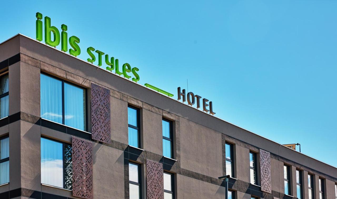 Ibis Styles Nowy Targ Hotel Exterior foto