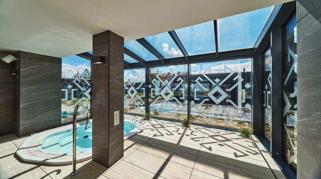 Ibis Styles Nowy Targ Hotel Exterior foto
